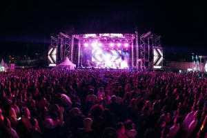 Д ФЕСТИВАЛ е во финалните Најдобри 10 фестивали во Европа!