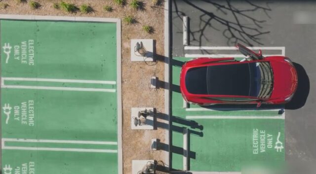 Кина извезе речиси 200.000 електрични возила низ целиот свет во ноември