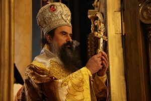 Бугарскиот патријарх го спомна архиепископот Стефан како „Северномакедонски“ на литургија во Истанбул