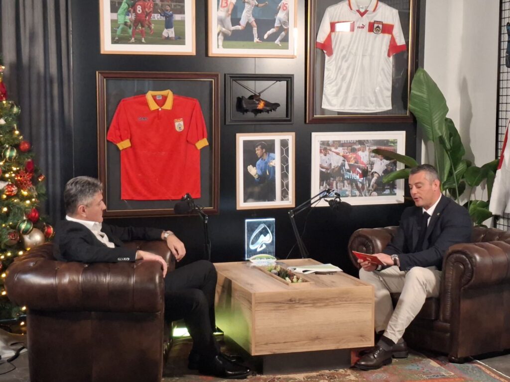 За реакциите на Мрме, за Седлоски и Милевски, за финансиите на ФФМ – Масар Омерагиќ на интервју пред неколку новинари