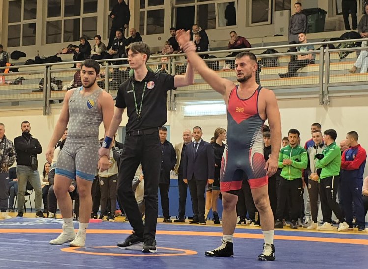 Дејан Митров стави крај на кариерата со златен медал