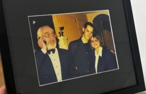 (Видео) Спомени низ фотографии и песни: емотивна вечер за Зафир Хаџиманов во Белград