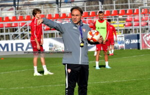 Капинковски: Оваа генерација има потенцијал за добри резултати