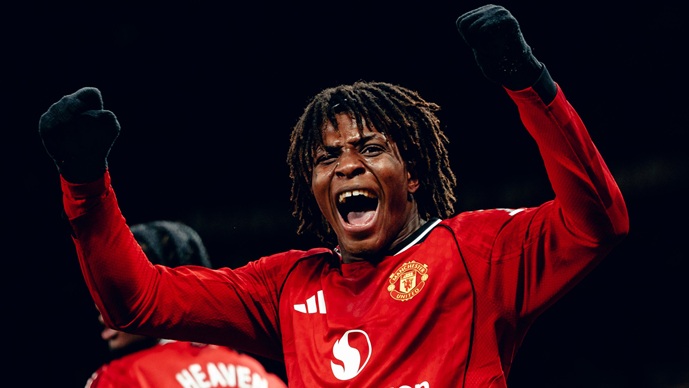 Десеткуваниот Манчестер јунајтед го победи Њукасл за прво славје на „Олд Трафорд“ по два месеци (ВИДЕО)