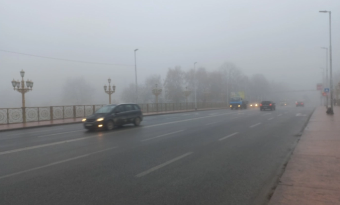 Намалена видливост поради магла кај Ресен и Удово