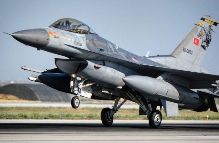 ТУРЦИЈА УРНА УКРАИНСКИ ДРОН: Турските воени авиони Ф-16 го собориле дронот што бил „надвор од контрола“ и доаѓал од Црното Море