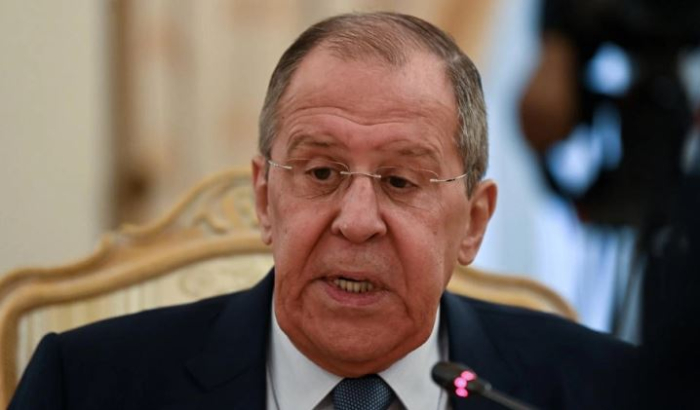 Лавров: ЕУ се обидува да го спречи мировниот процес за Украина