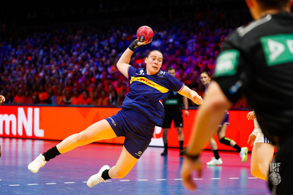 СП 2025: Светскиот првак на колена пред „лалињата“, познати сите четвртфинални двојки