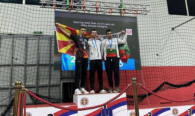 Седум медали за таеквондистите на „Ге бек“ од Ресен на „Србија опен“-четири освоија тренерите