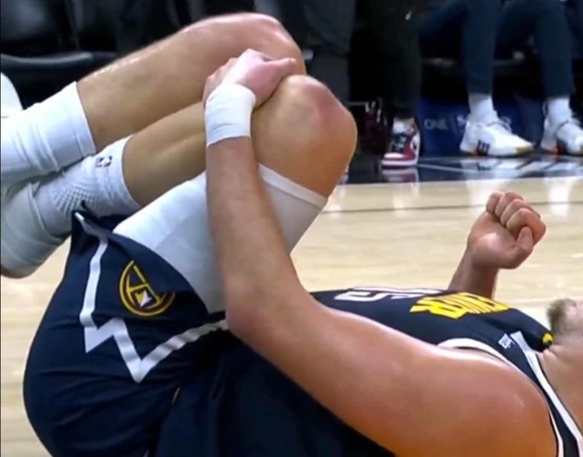 ВИДЕО I Моментот кога Јокиќ падна на земја и едвај одеше до соблекувална