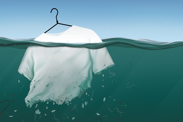 Како „големиот зелен план“ на модната индустрија го зголемува микропластичното загадување