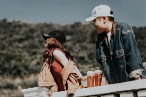 ПРАВИМЕ 4 ГРЕШКИ НА ПРВИОТ ССОСТАНОК ПОРАДИ ШТО НЕ НАОЃАМЕ ПАРТНЕР: Еве што советува еден психолог