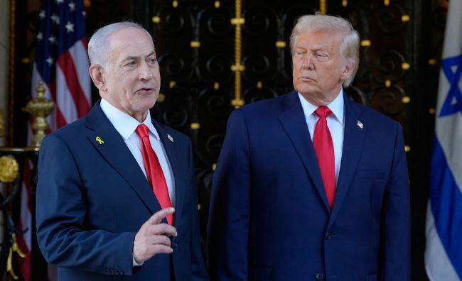 ТРАМП СЕ ЗАКАНИ СО НОВИ НАПАДИ ВРЗ ИРАН АКО ПРОДОЛЖИ ДА ЈА РАЗВИВА СВОЈАТА НУКЛЕАРНА ПРОГРАМА