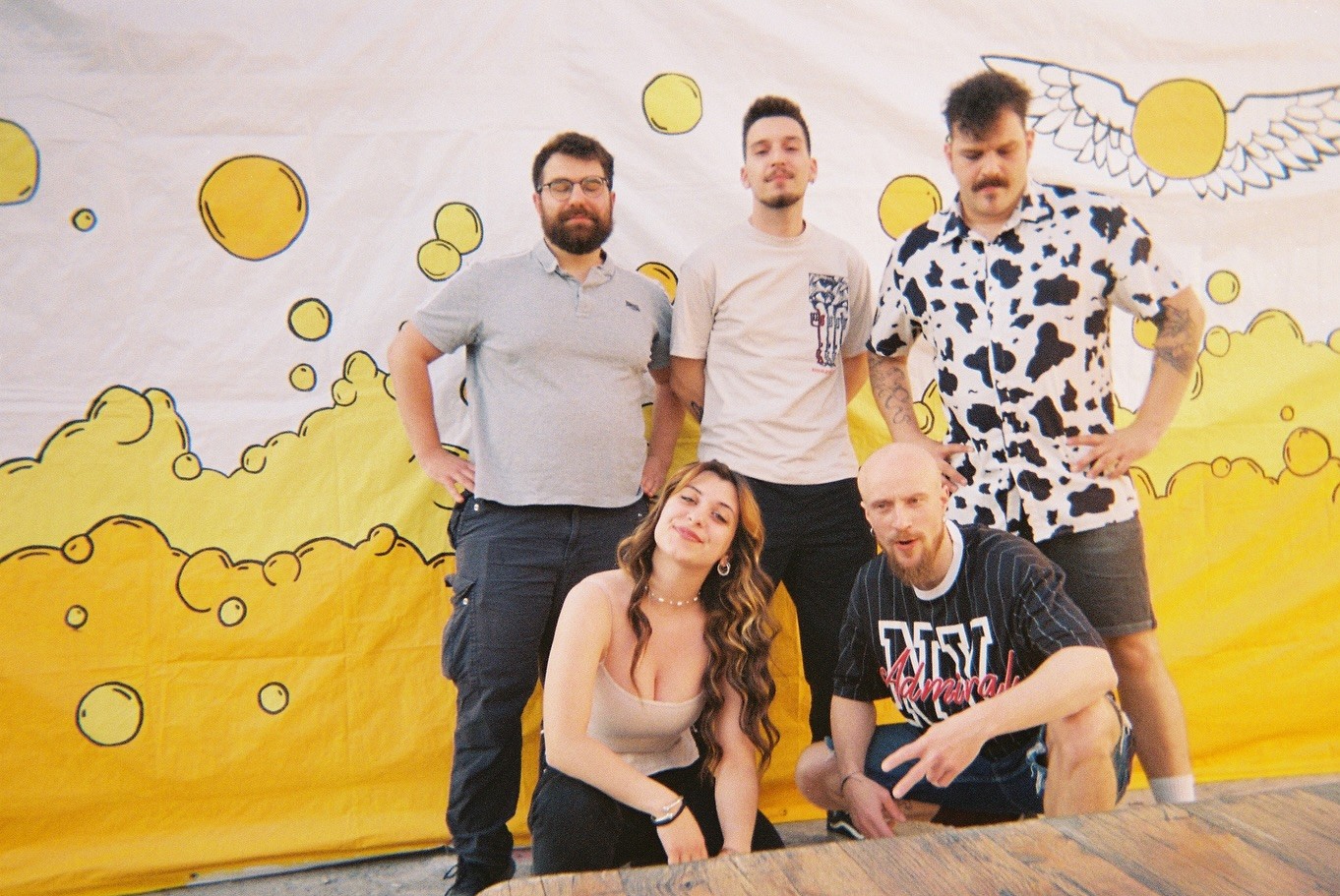 „Софка на татко“ и „Елено ќерко“ продолжуваат да ја брануваат грчката јавност