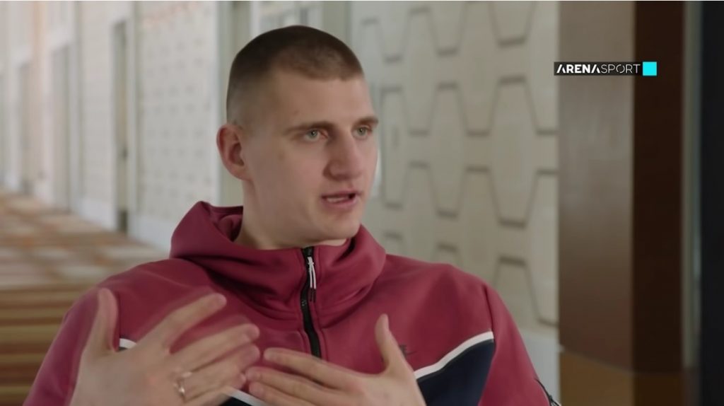 Јокиќ се повреди: Навивачите на Денвер Нагетс се молат за него!