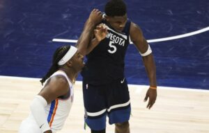 Залудна одличната партија на Едвардс против Феникс