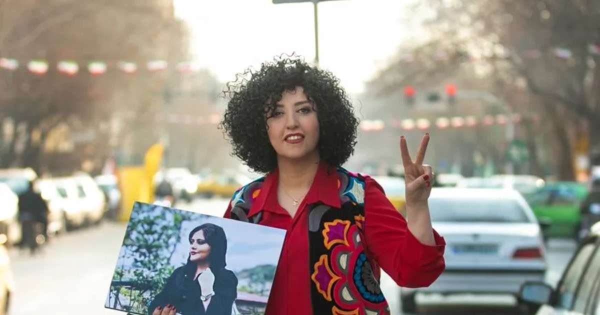 Уапсена иранската добитничка на Нобелова награда, Наргес Мохамади