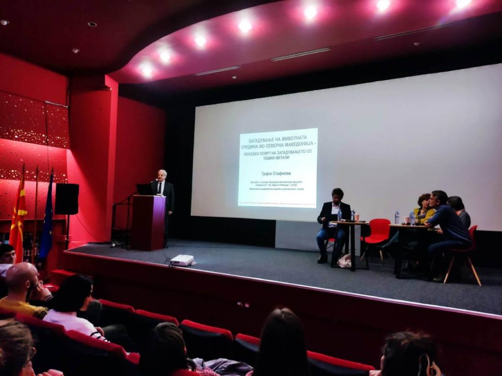 Со ПМ честичките внесуваме и многу други токсини, предупредува професорот Стафилов