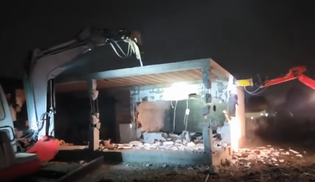 ВИДЕО Стефковски: Од рано утрово започна рушење на нова дивоградба во Гази Баба