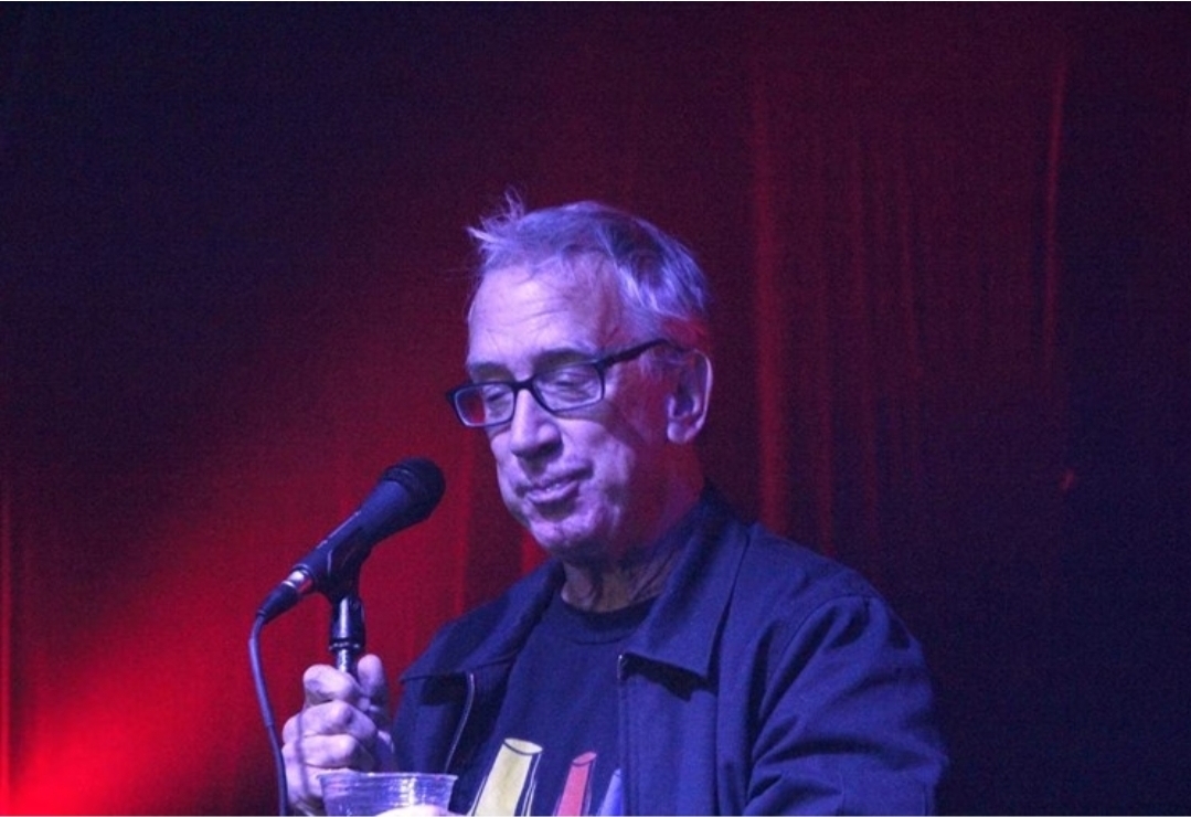 Комичарот Енди Дик пронајден во несвест, се сомнева на предозирање