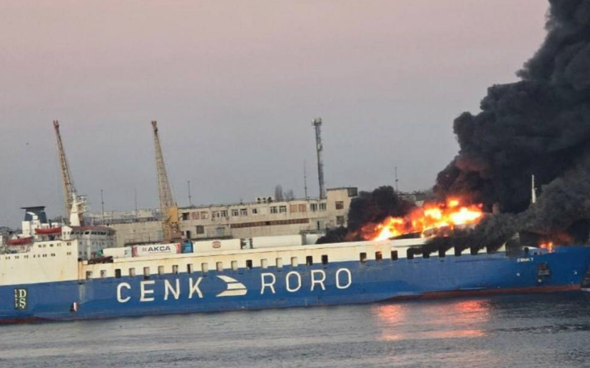 (ВИДЕО) Напад во Црното Море: Ракета „Искендер“ погоди турски патнички и товарен брод во Одеса