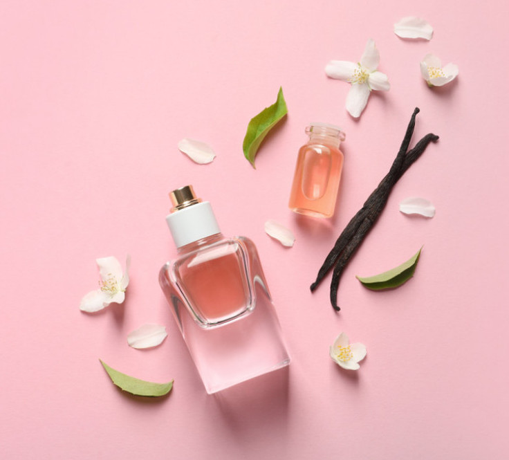 Парфем, тоалетна вода или колонска вода? Еве што е најдобро, а што е најисплатливо