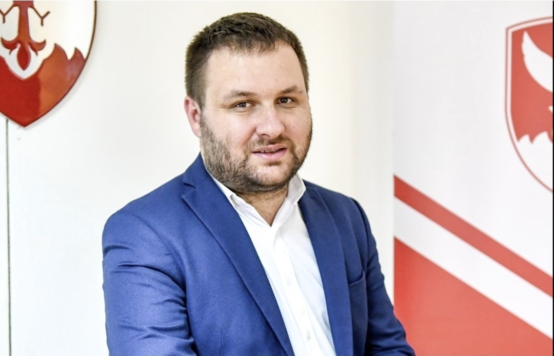 СДСМ: Саша Богдановиќ ја продаде партијата и Македонија за пари