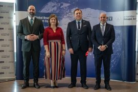 Отворена новата авиолинија Скопје-Прага