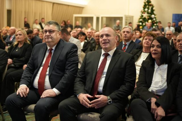 СДСМ за тендерот од 1,2 милиони евра: „Фатени живи овие од ЗНАМ уште малку ќе кажат дека не го знаеле нивниот советник и носител на листа во Кисела Вода“