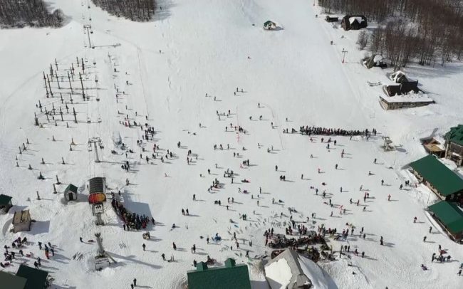 ГЕРМАНСКИ ТУРИСТИ ИСПАДНАА ОД ЖИЧНИЦА ВО ЦРНА ГОРА, ЕДЕН ЗАГИНА