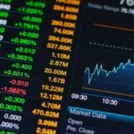 Wall Street ослабе трет ден по ред, европските берзи со рекорди