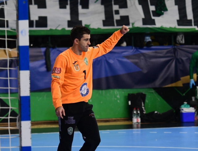 Пелистер загуби, но Митревски со неговите одбрани ја „запали“ Битола (ВИДЕО)