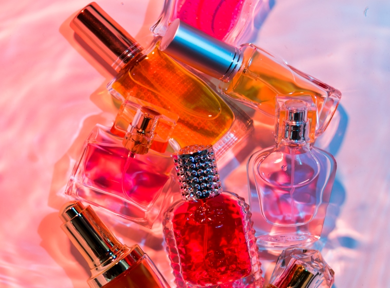 Незабележан рекорд: Зошто беа лансирани повеќе од 6.000 нови парфеми во 2025 година?