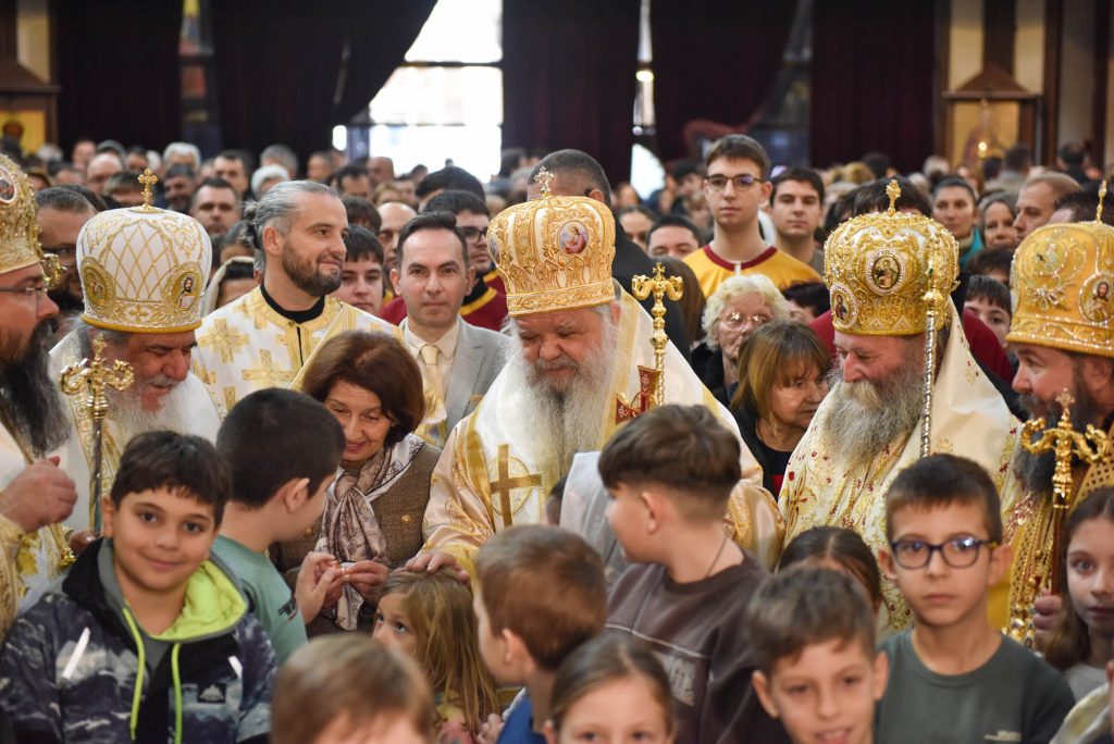 Претседателката на литургија за Свети Климент во Скопје