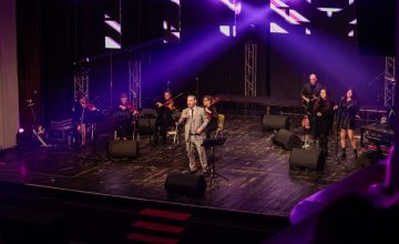 Фото: Волшебна ноќ во центарот за култура во Охрид со „Зимска бајка“