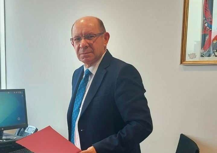 Предлогот за разрешување на Коцевски и Резолуцијата на власта за осуда на манипулациите на опозицијата за мигрантите во Собранието