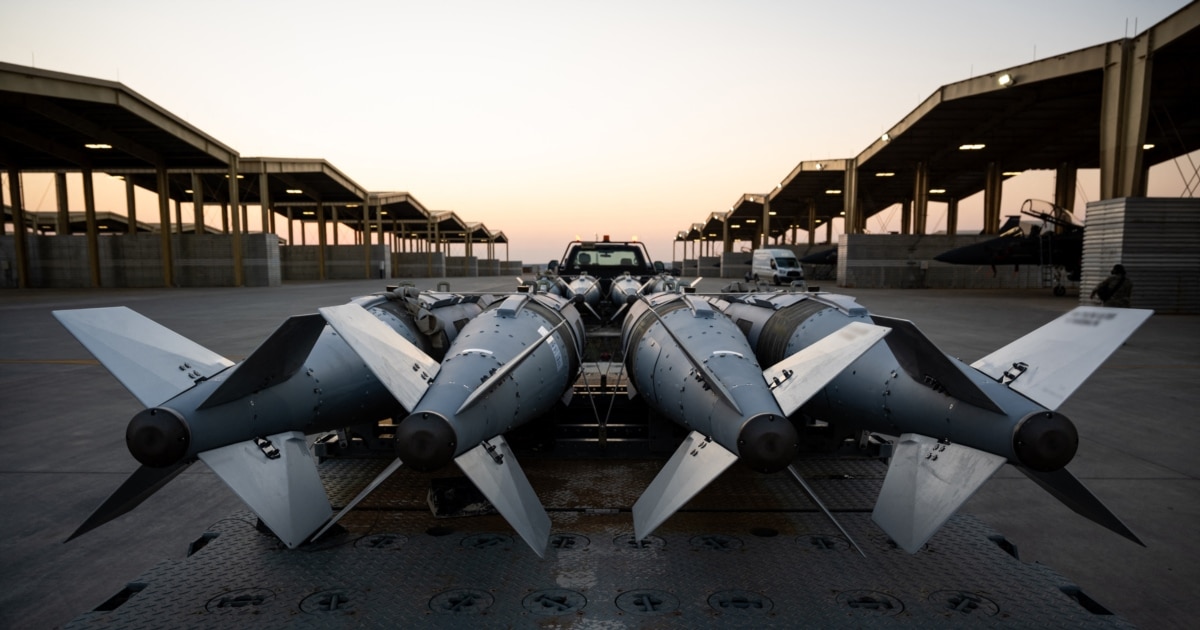 Интензивни воздушни напади на САД врз екстремистичката група Исламска држава во Сирија