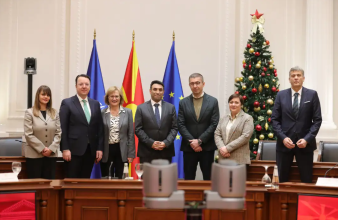 Потпишан е договор за заем со ЕБОР за набавка на пет електрични локомотиви