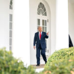 Доналд Трамп прогласен за „најмоќна личност во Европа“ во годишниот избор на „Политико“