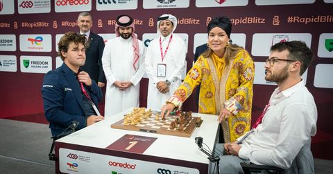 Карлсен со одличен финиш до светска титула во рапид шах