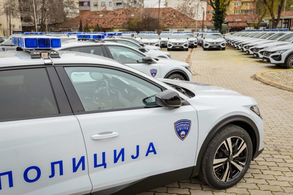 Нови 120 Peugeot 408 возила за македонската полиција за побрза реакција на терен