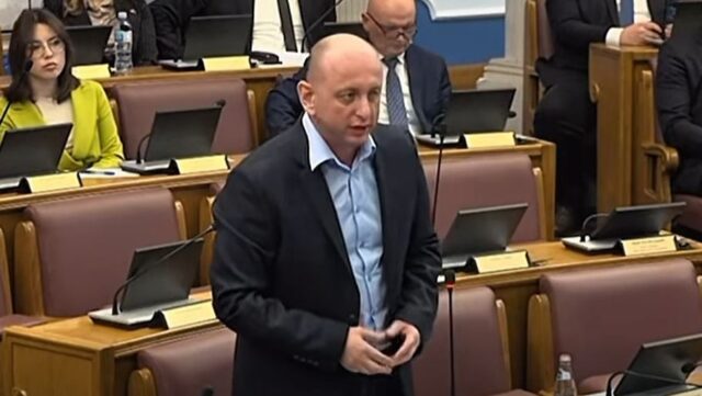 🎬Уапсен лидерот на Демократската народна партија на Црна Гора, Милан Кнежевиќ