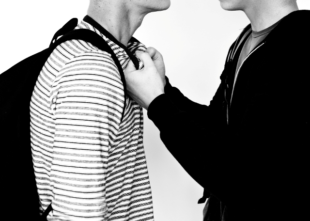 Малолетници нападнати од врсници во Центар