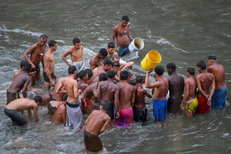 Венецуела: Нафта, нафта, ама и минерали