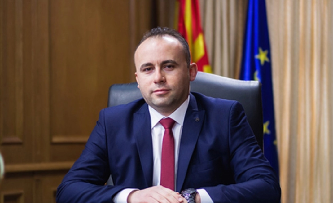 Приведен поранешниот државен правобранител, Фехми Стафа, за примање поткуп од 50.000 евра за да влијае кај судија