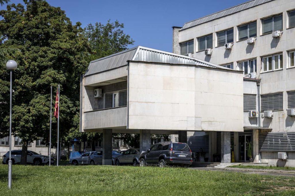 Уапсени се 12 лица поради злосторничко здружување и шверц со оружје од Косово