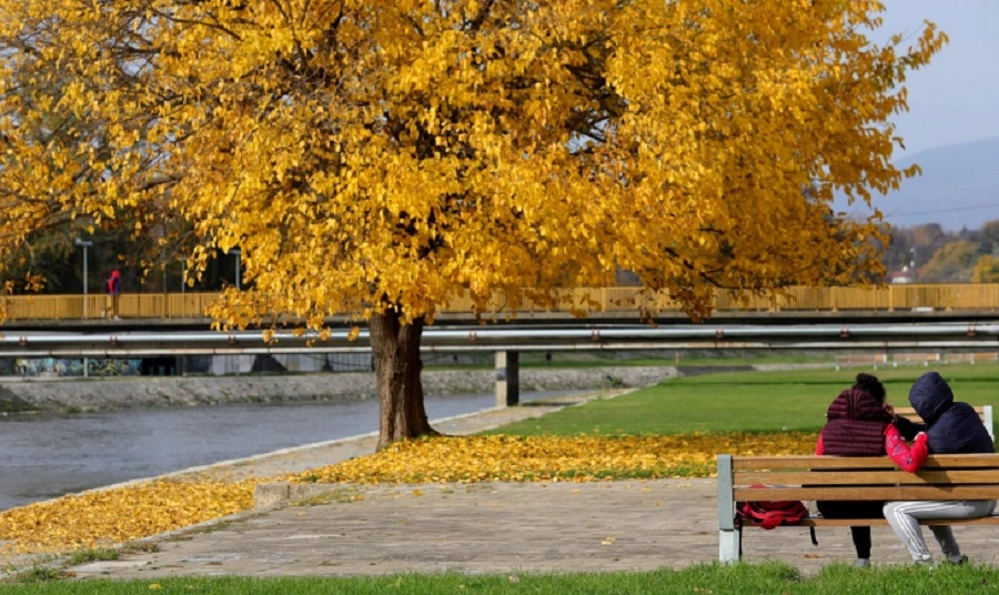 Времето денеска: Сончево со умерена облачност и со температура до 15 степени