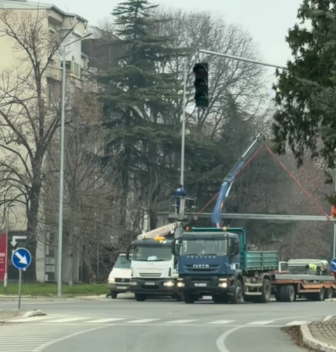 Крај на опасната крстосница во Аеродром: Се поставува семафор на улицата Васко Карангелески