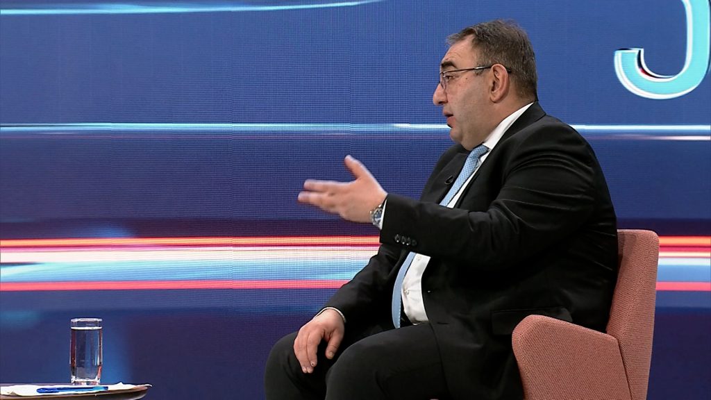 Марко Бислимоски верува дека мандатот ќе го истурка до крај