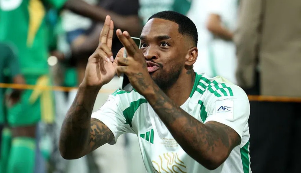 Поранешен англиски репрезентативец уапсен поради тепачка во бар во Лондон